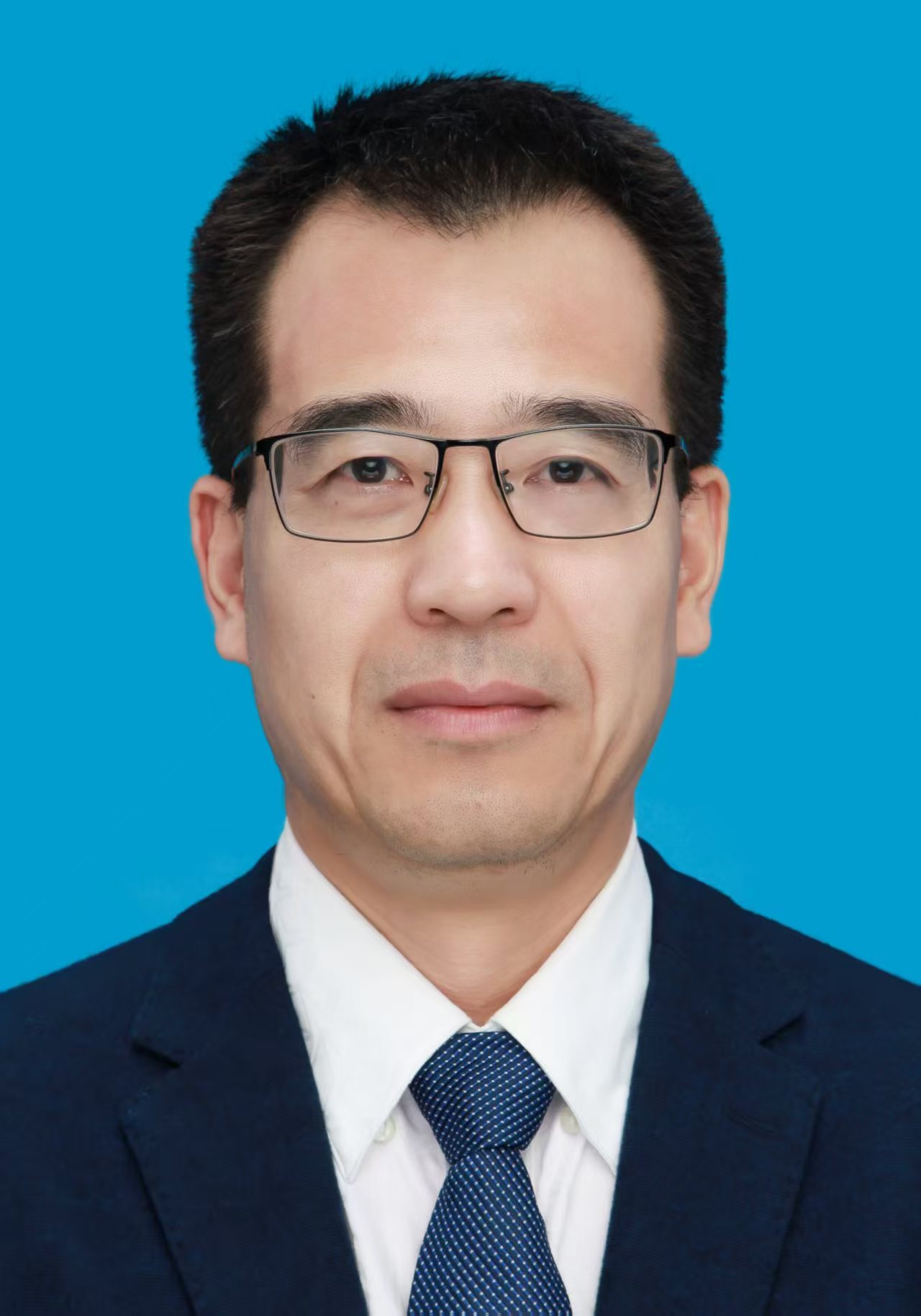 院　长：文亚峰